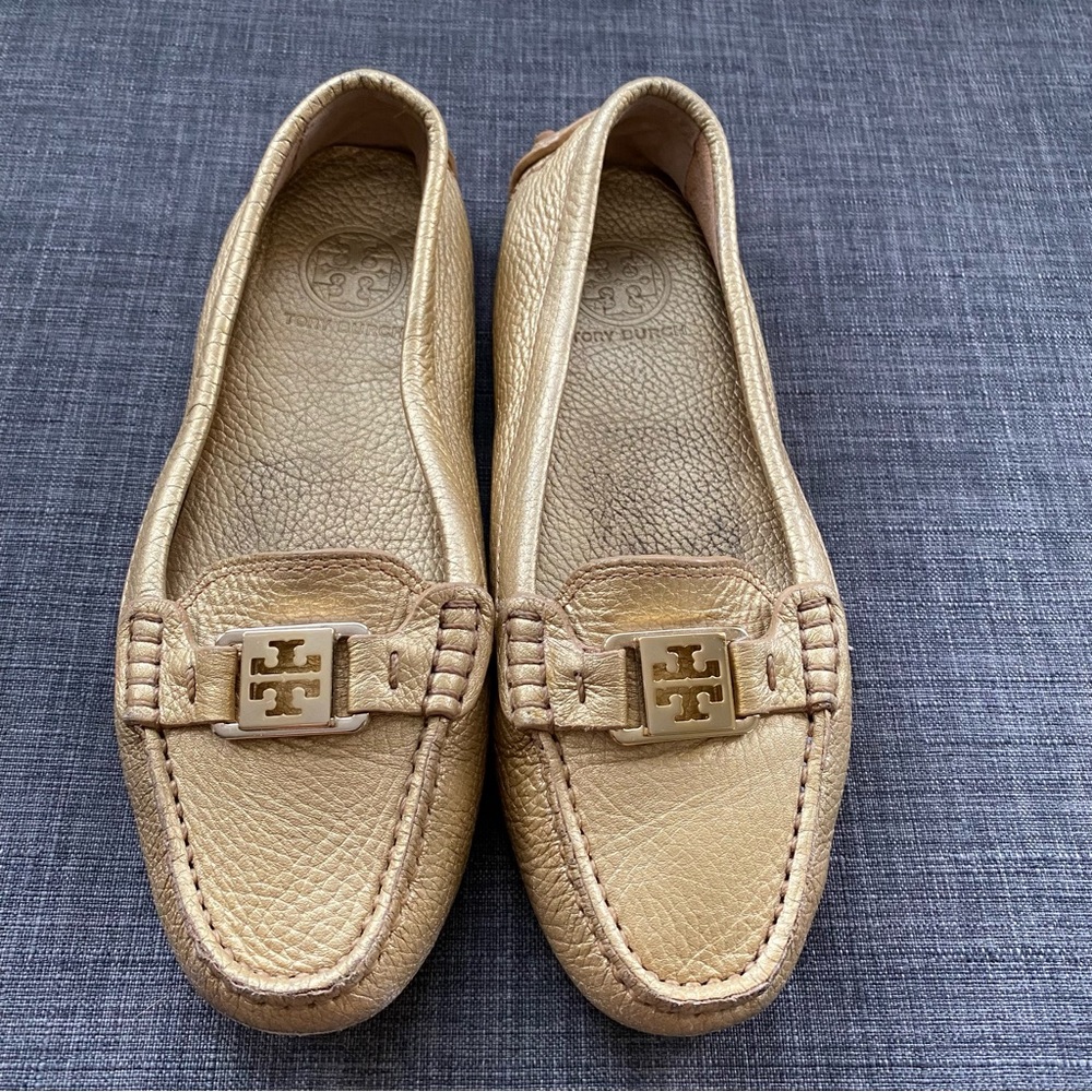 TORY BURCH GOLD LEATHER LOAFERS